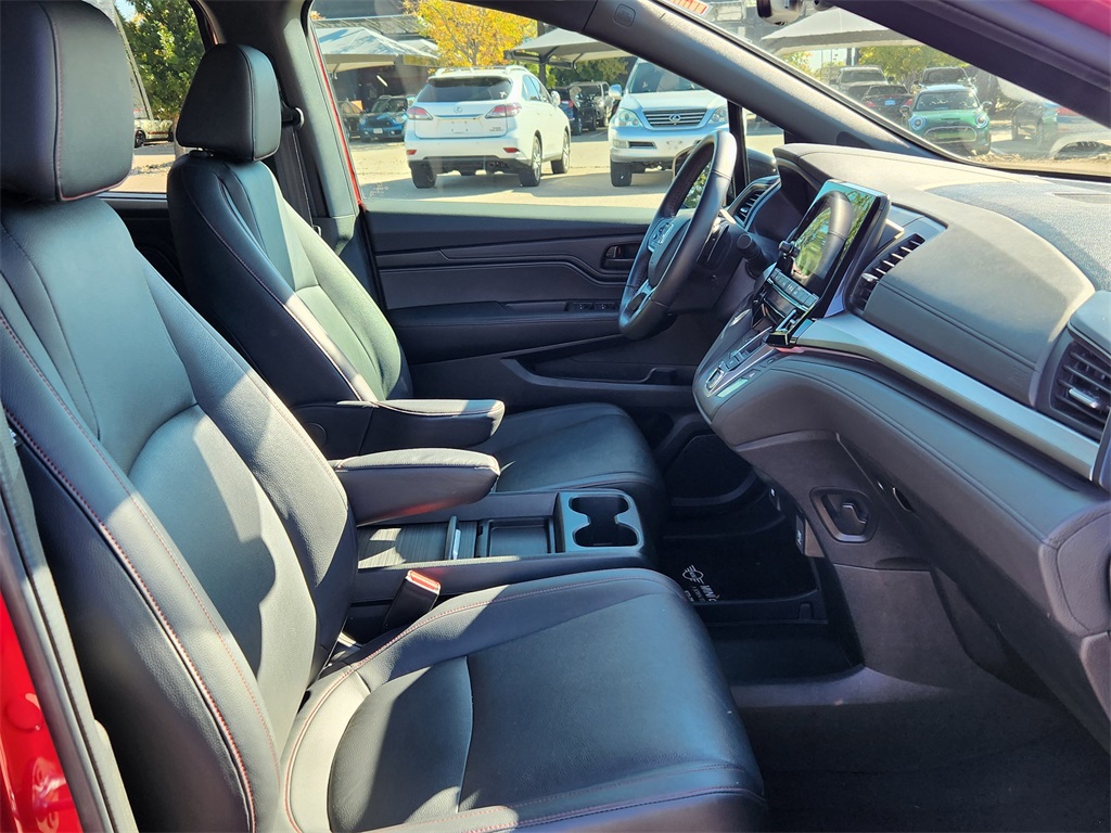 2024 Honda Odyssey Sport photo 16