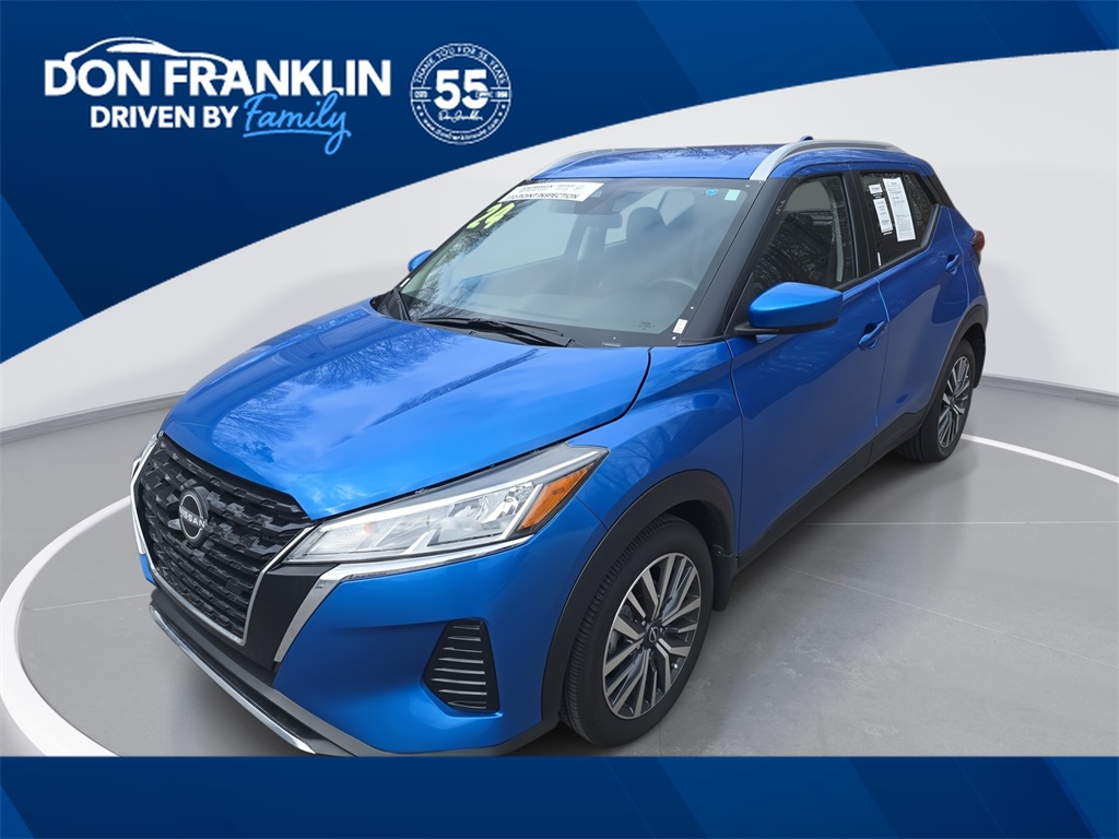 2024 Nissan Kicks SV's photo