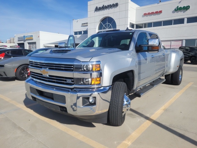 2019 Chevrolet Silverado 3500HD LTZ's photo
