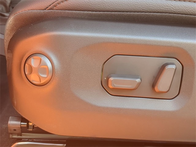 2025 Jeep Gladiator Sport S photo 18