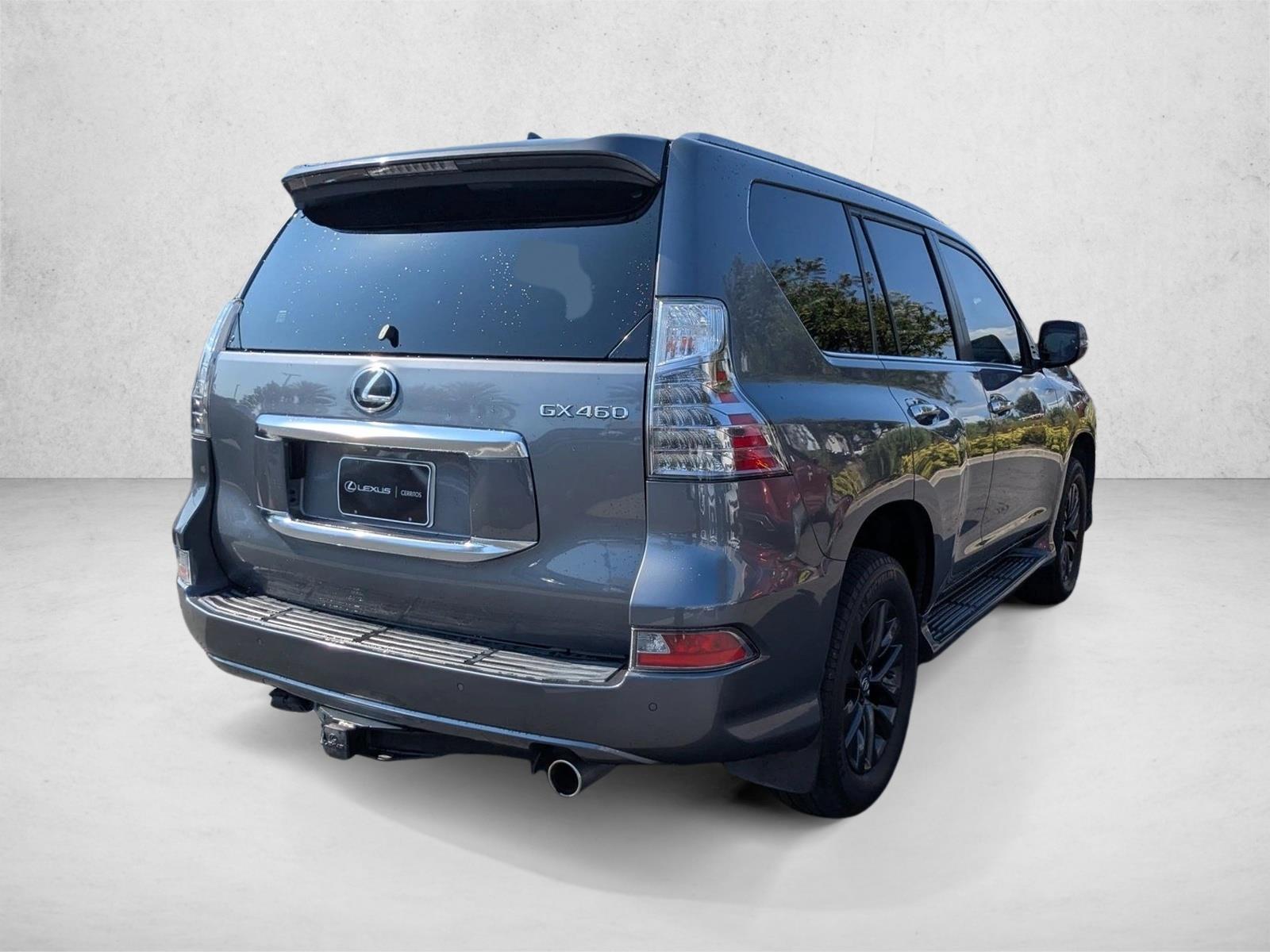 2020 Lexus GX 460 Premium photo 2