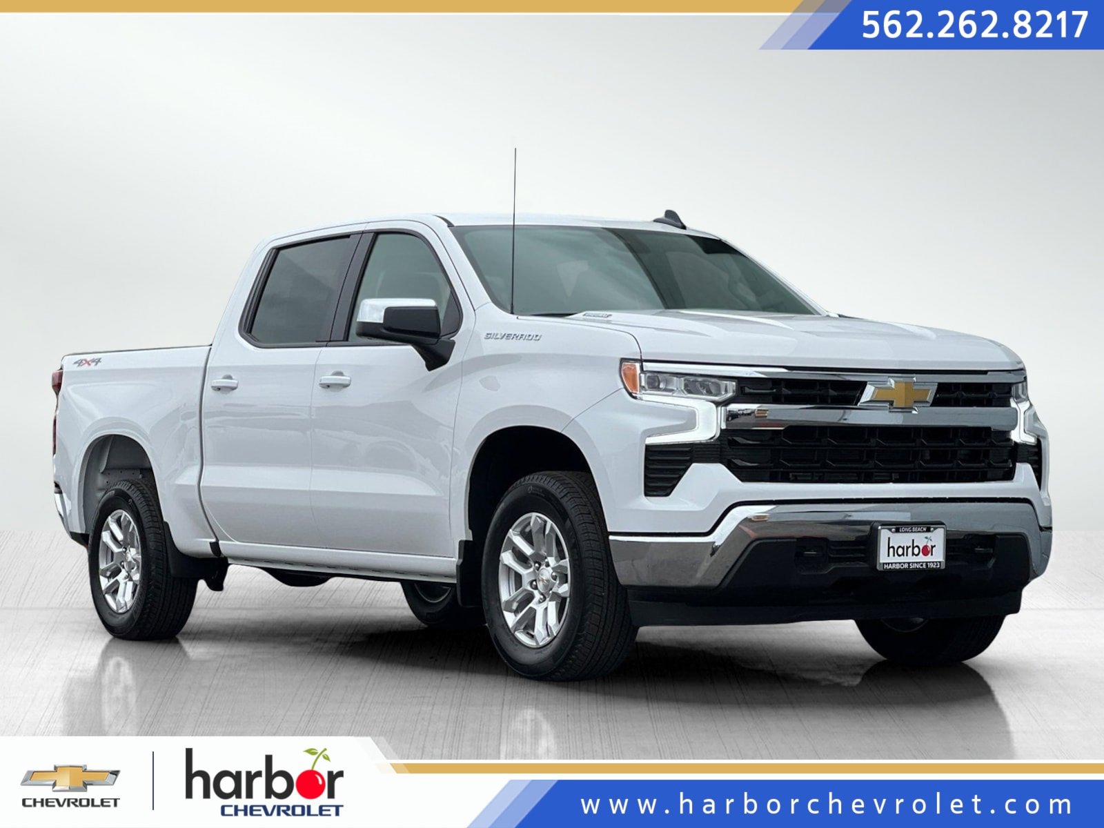 2025 Chevrolet Silverado 1500 LT's photo