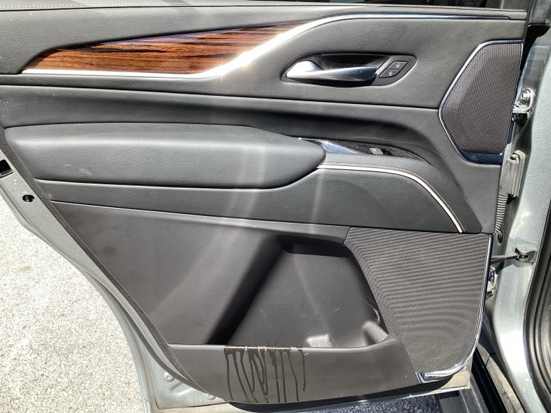 2023 Cadillac Escalade Premium Luxury photo 11