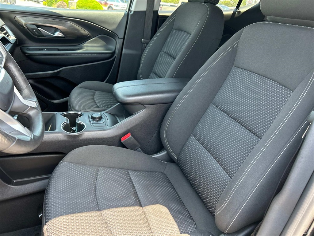 2024 Gmc Terrain SLE photo 26