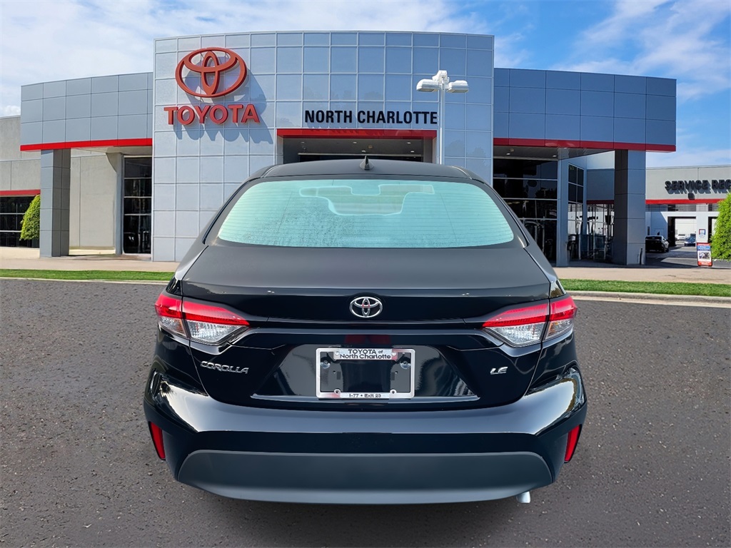 2025 Toyota Corolla LE photo 6