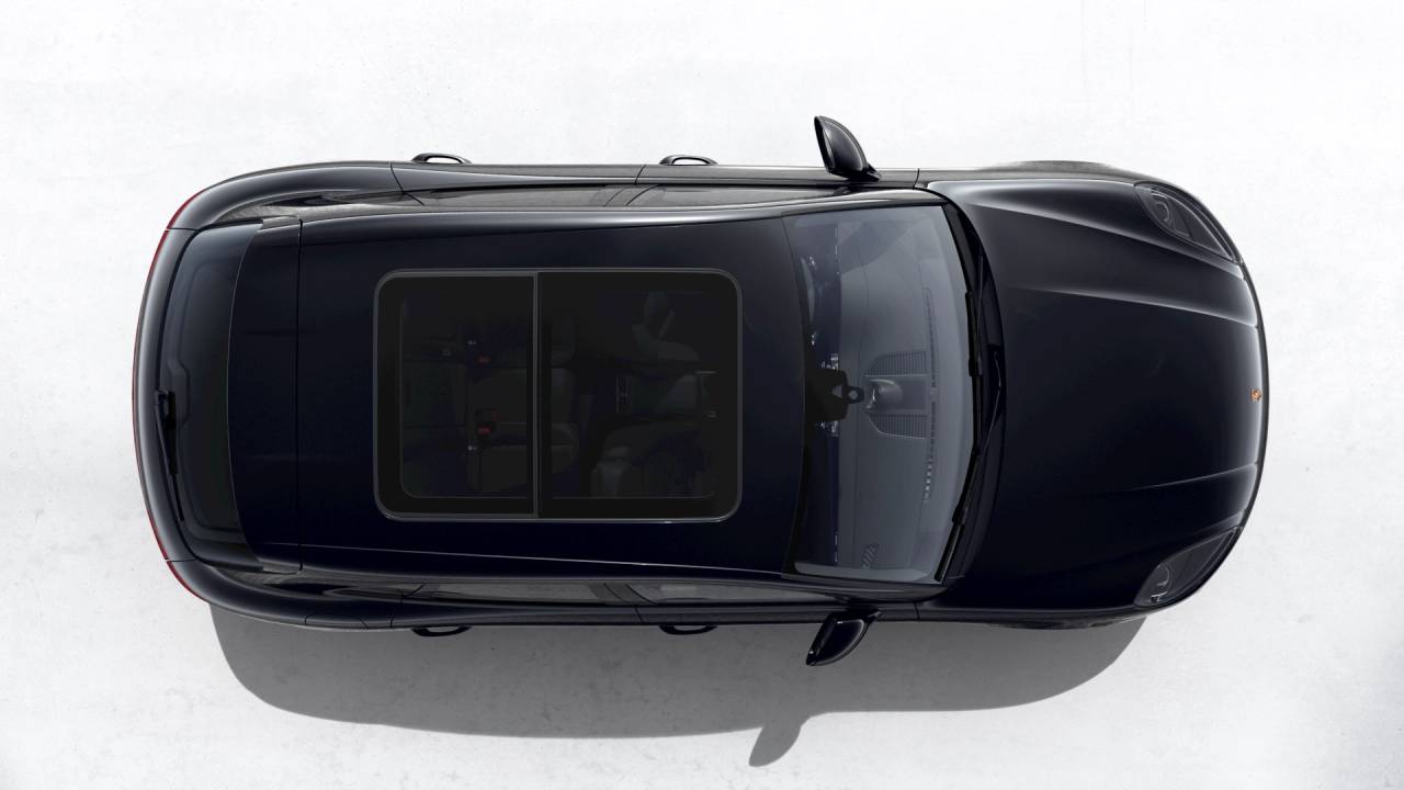 2026 Porsche Macan T photo 4