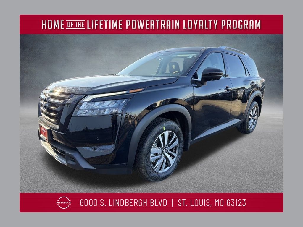 2025 Nissan Pathfinder SL's photo