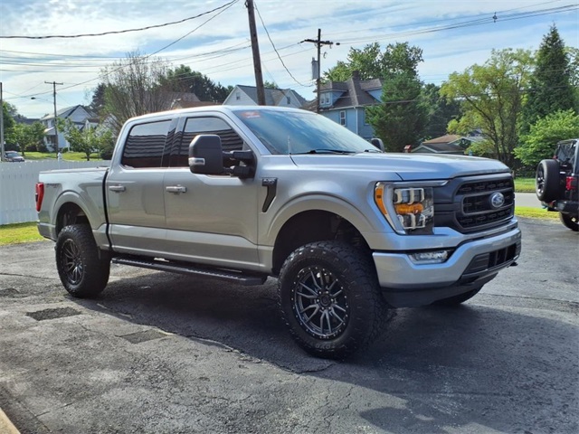 Used 2021 Silver Ford XLT image 1