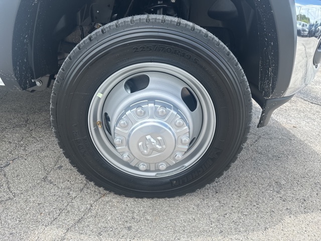 2025 Ram 5500 Tradesman photo 16