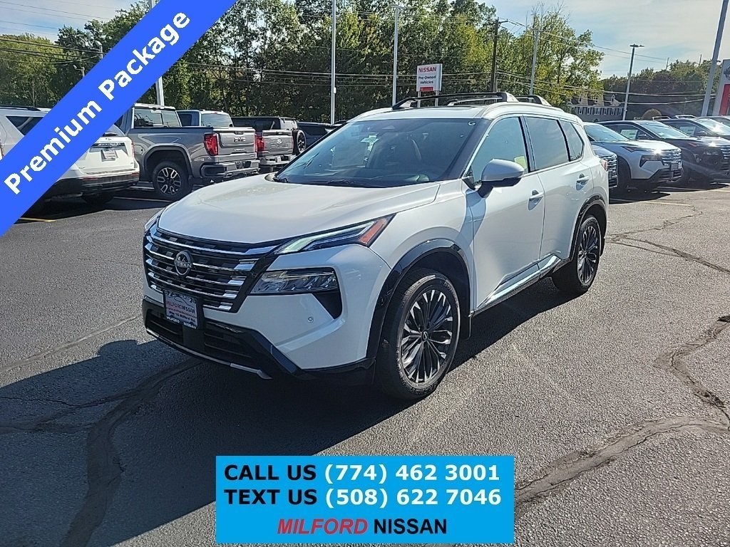 2026 Nissan Rogue Platinum's photo