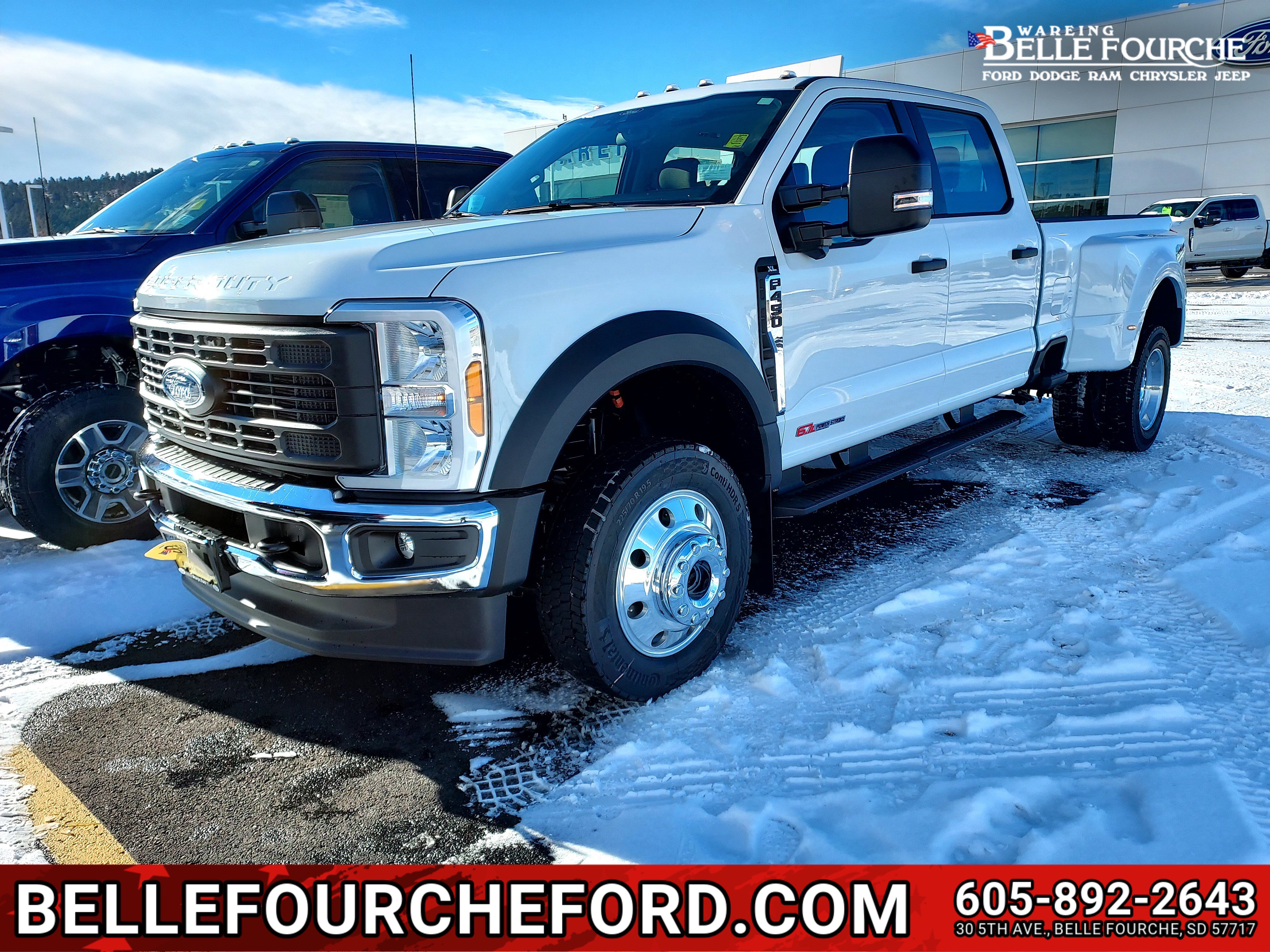 2026 Ford F-450 Super Duty XL's photo