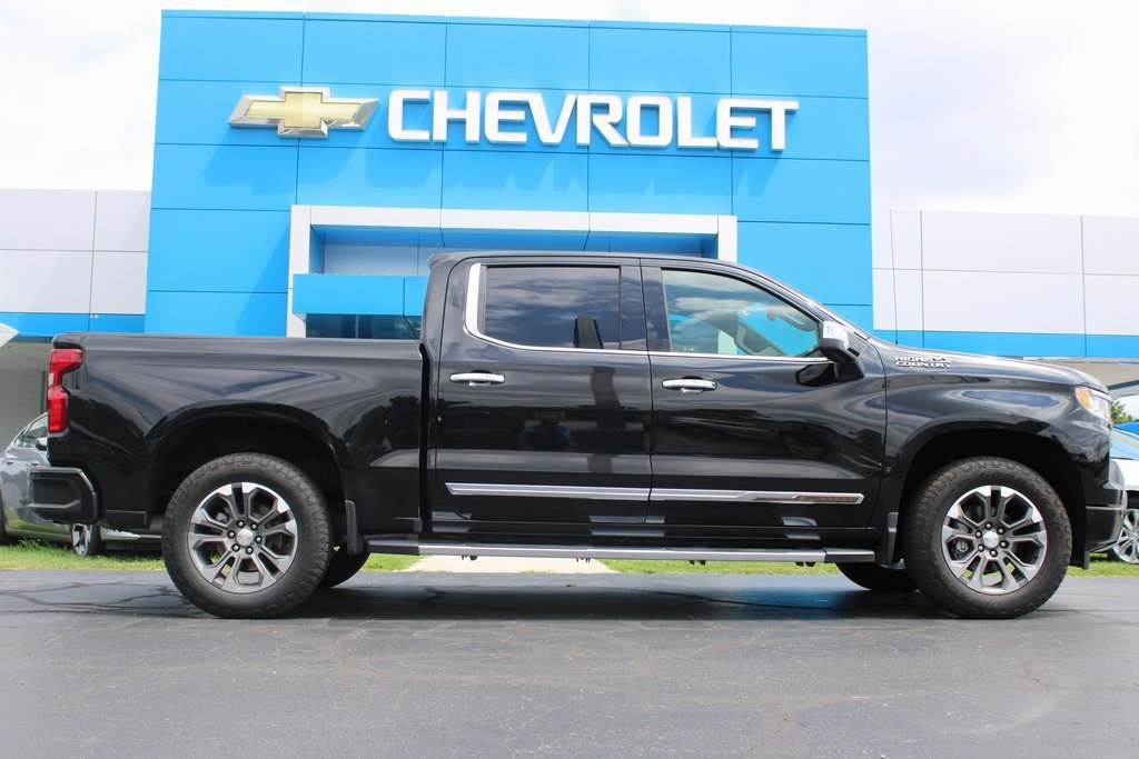 2022 Chevrolet Silverado 1500 High Country photo 8