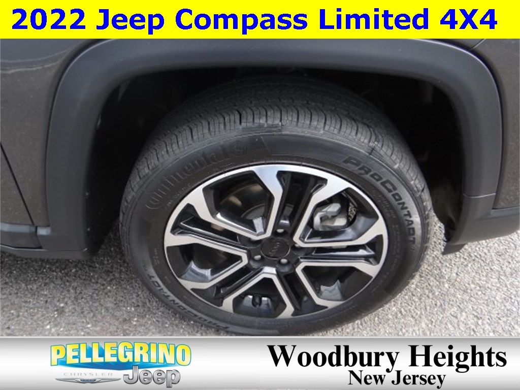 2022 Jeep Compass Limited photo 5