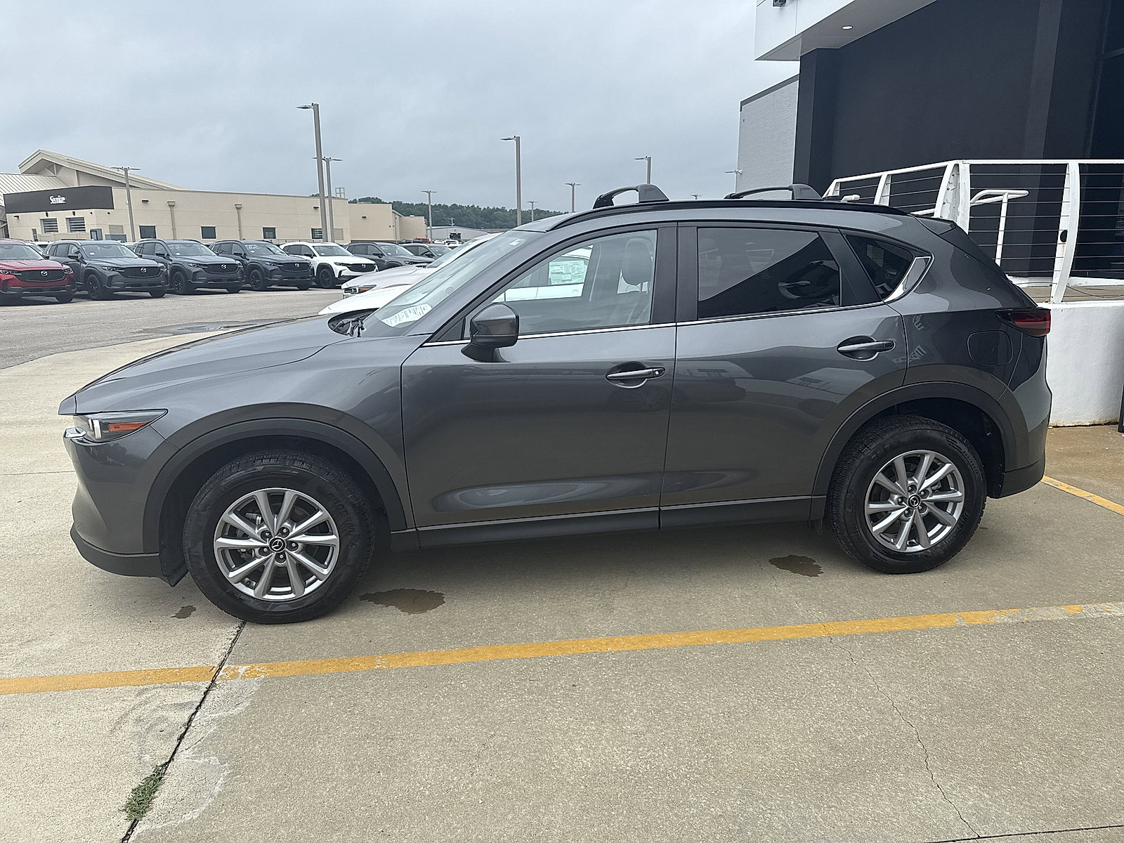 2023 Mazda CX-5 2.5 Select photo 3