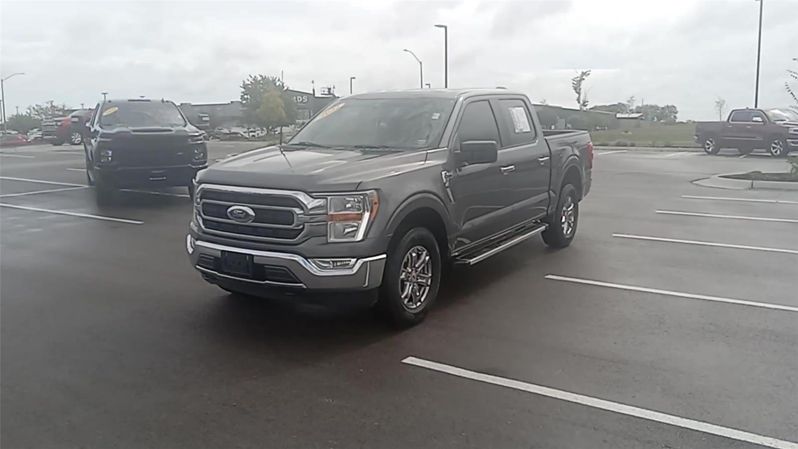 2022 Ford F-150 XLT photo 3