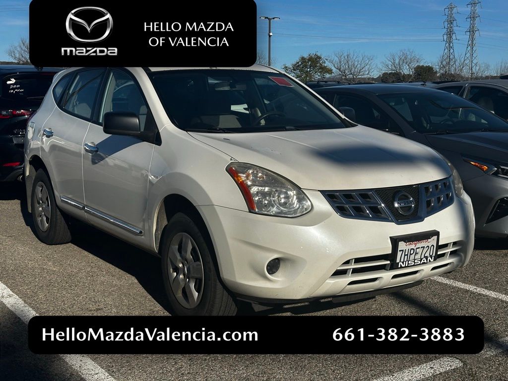 2013 Nissan Rogue S's photo