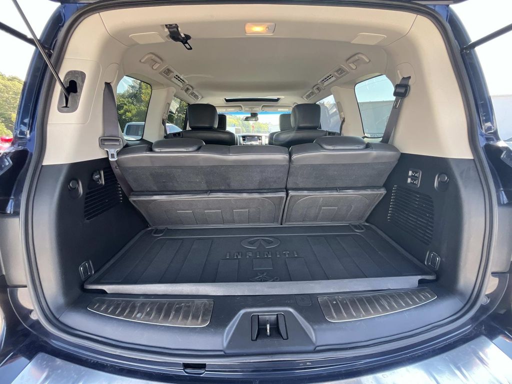 2015 Infiniti QX80 Base photo 9
