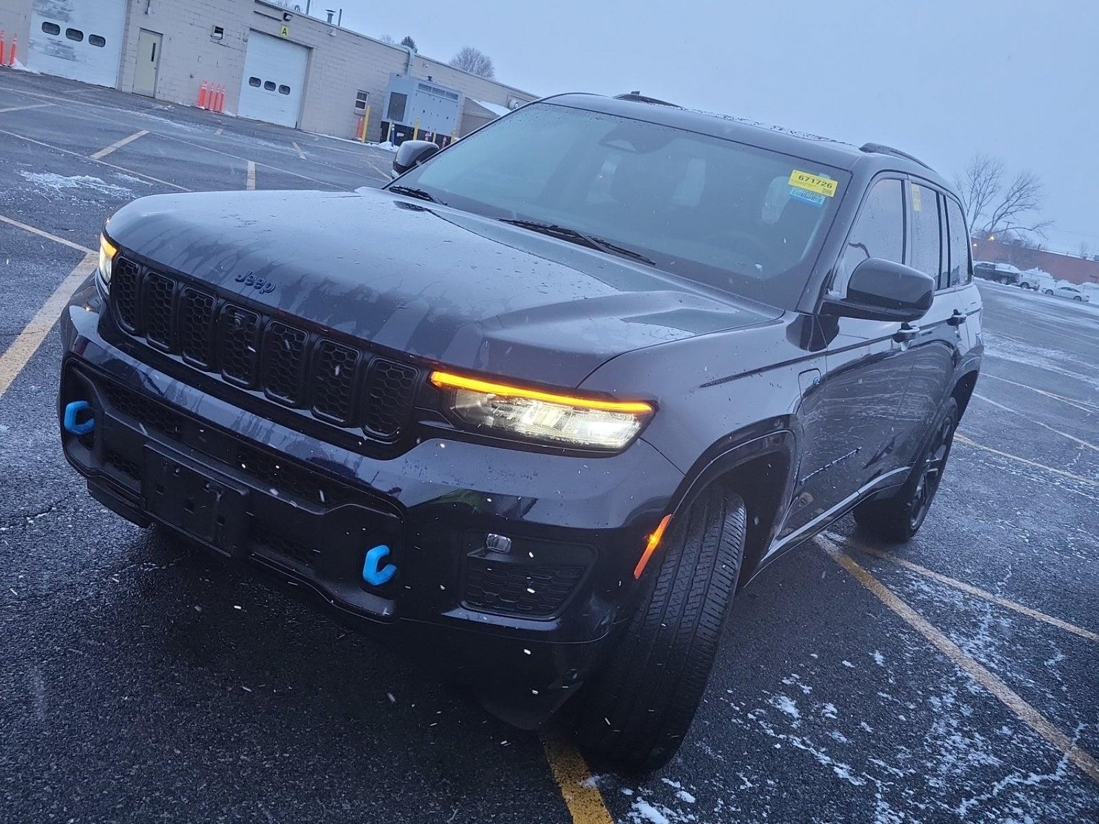 2023 Jeep Grand Cherokee 30th Anniversary 4xe's photo