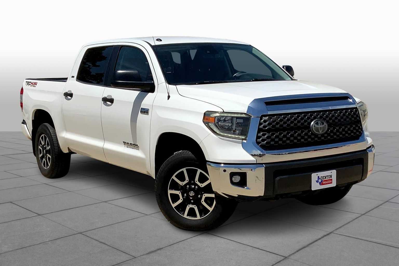 2018 Toyota Tundra SR5 photo 2