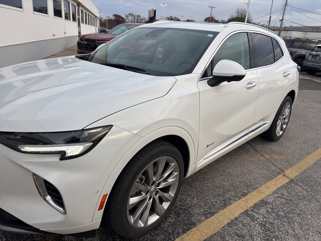 2022 Buick Envision Avenir's photo