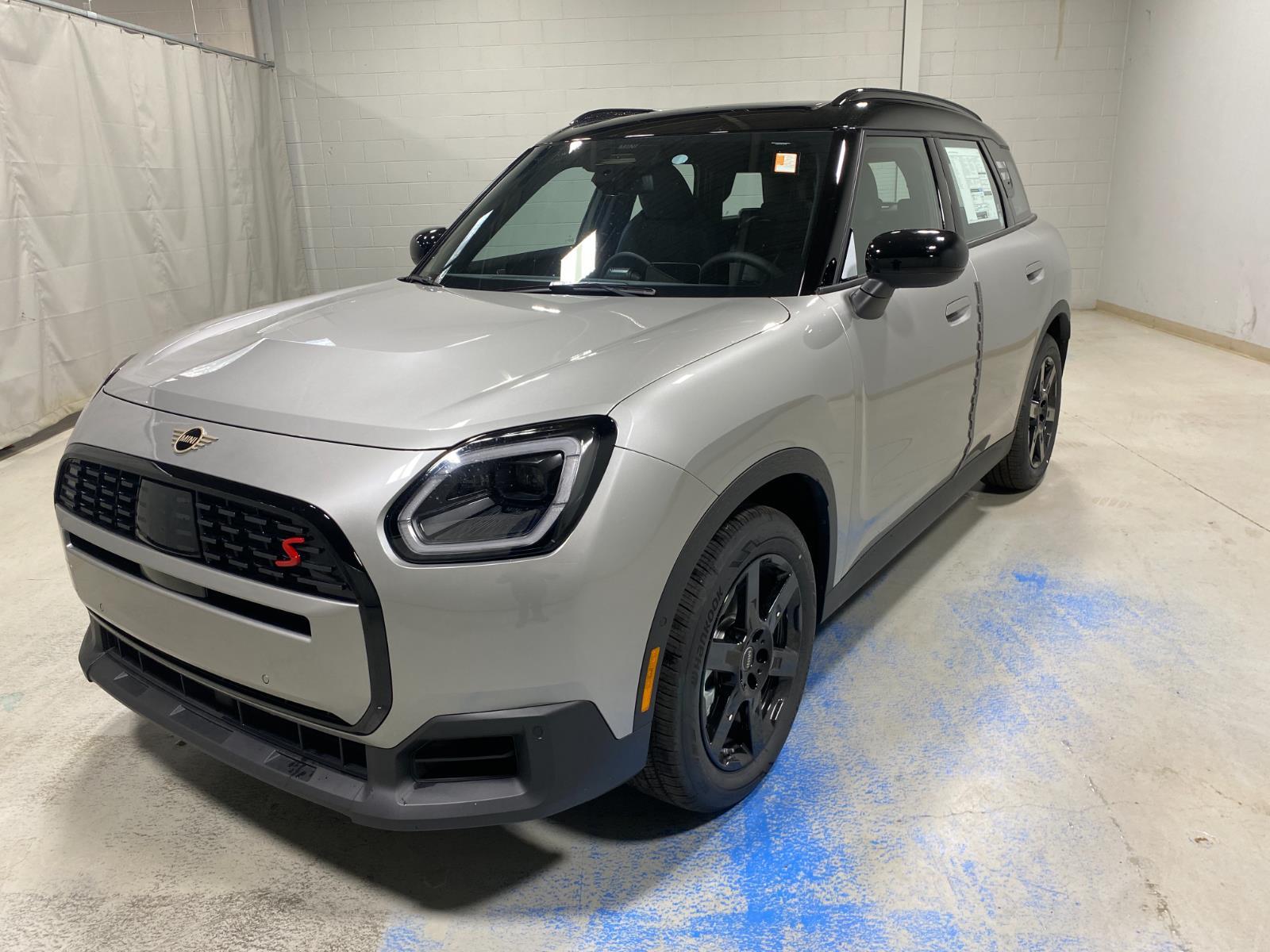 2026 MINI Countryman S's photo