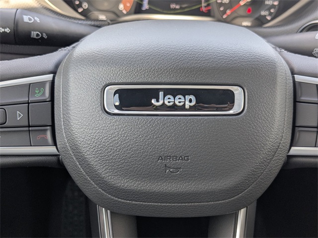 2025 Jeep Compass Latitude photo 22