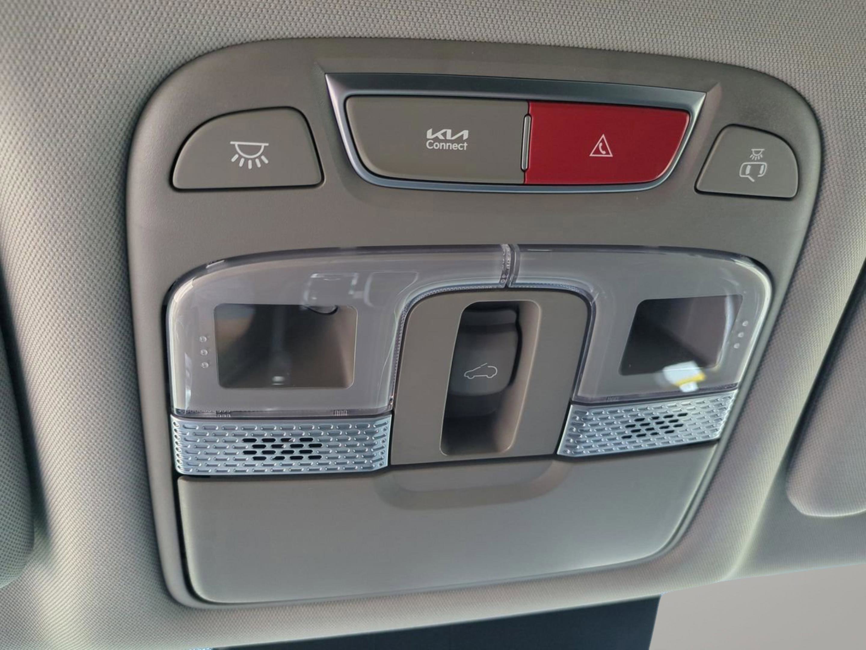2025 Kia Telluride S photo 19