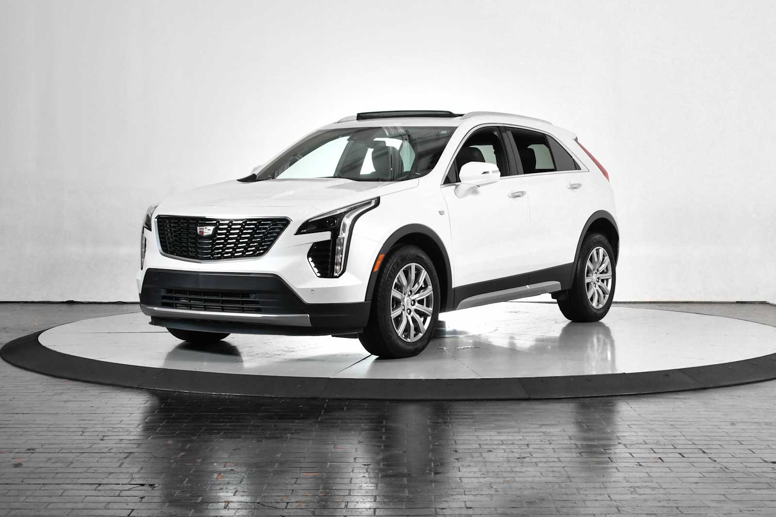 2023 Cadillac XT4 Premium Luxury's photo