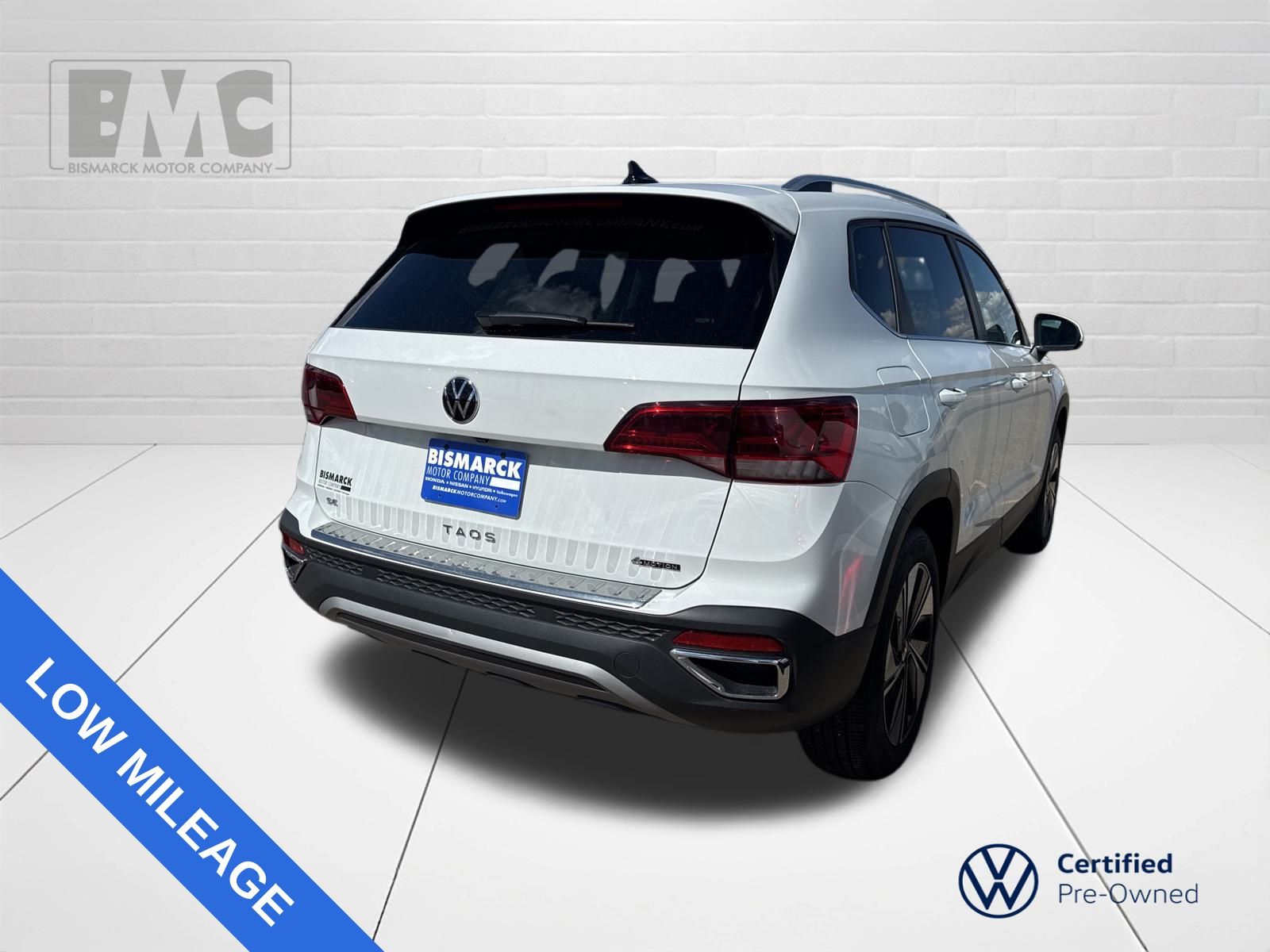 2024 Volkswagen Taos SE photo 3