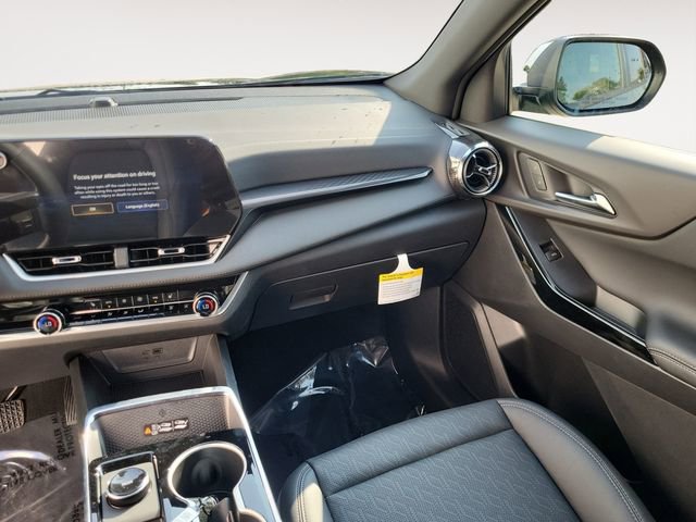 2026 Chevrolet Equinox LT photo 12