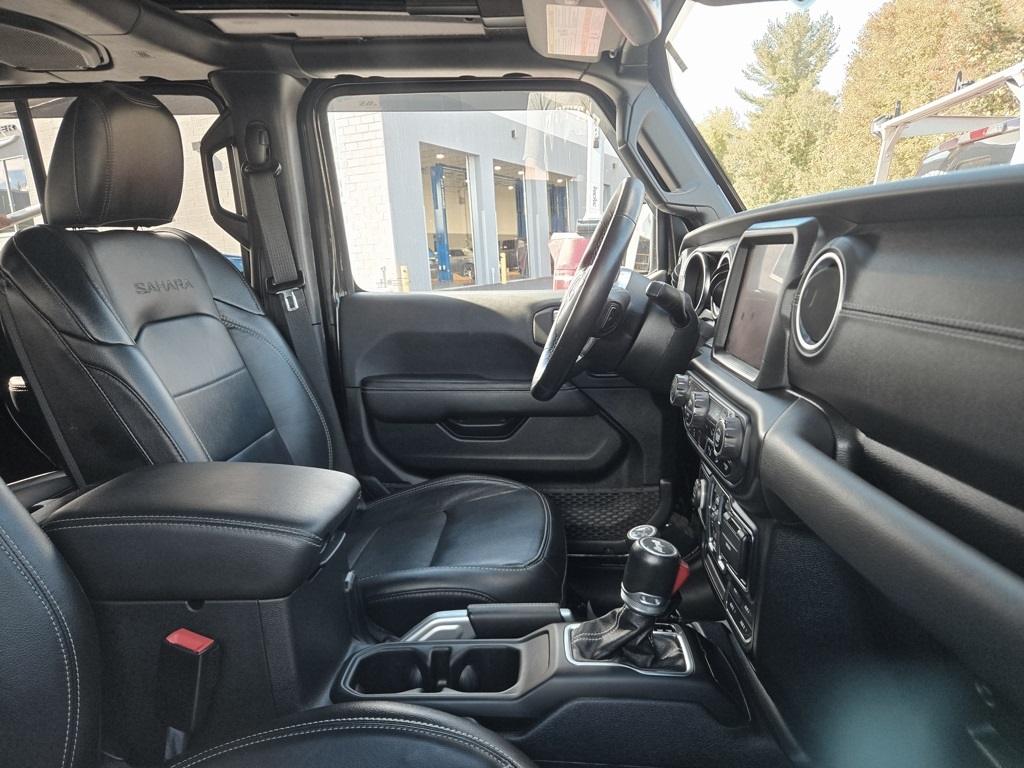 2021 Jeep Wrangler Unlimited Sahara photo 11