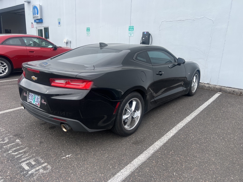 2016 Chevrolet Camaro 1LT photo 4