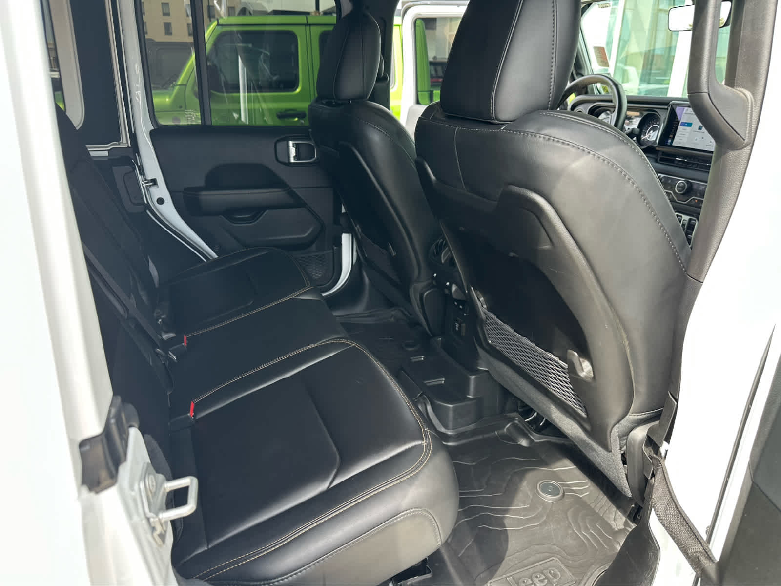 2024 Jeep Wrangler Rubicon 392 photo 8