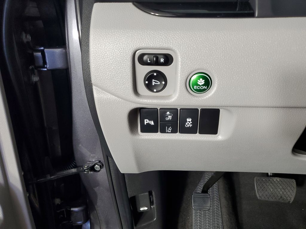 Used 2019 Gray Honda Touring image 28