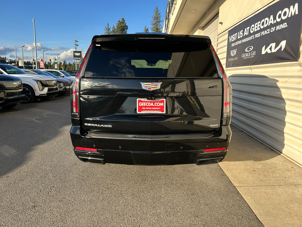 2025 Cadillac Escalade Sport photo 4