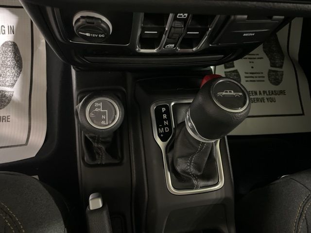 2025 Jeep Gladiator Sport S photo 30