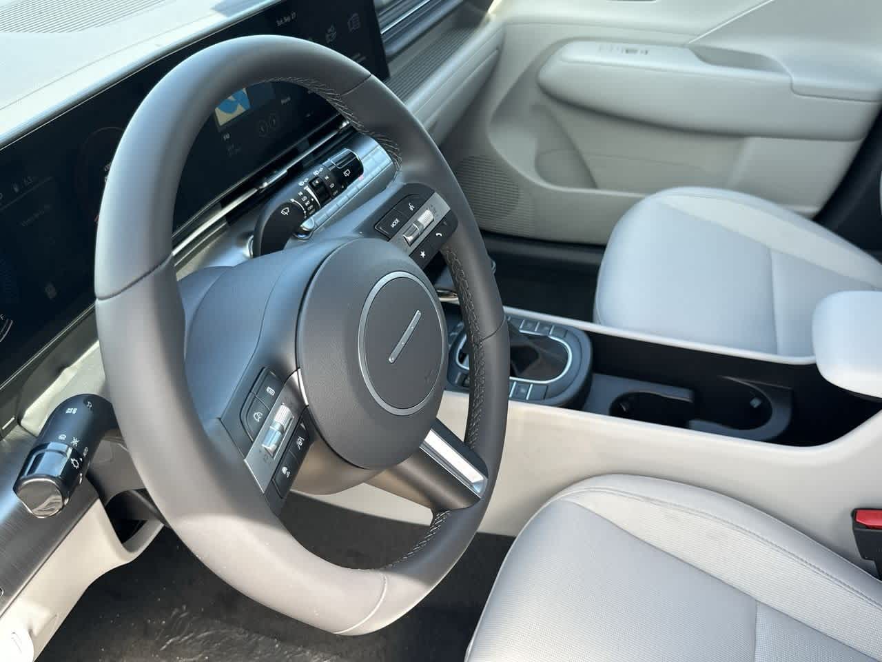 2026 Hyundai Kona SEL photo 10