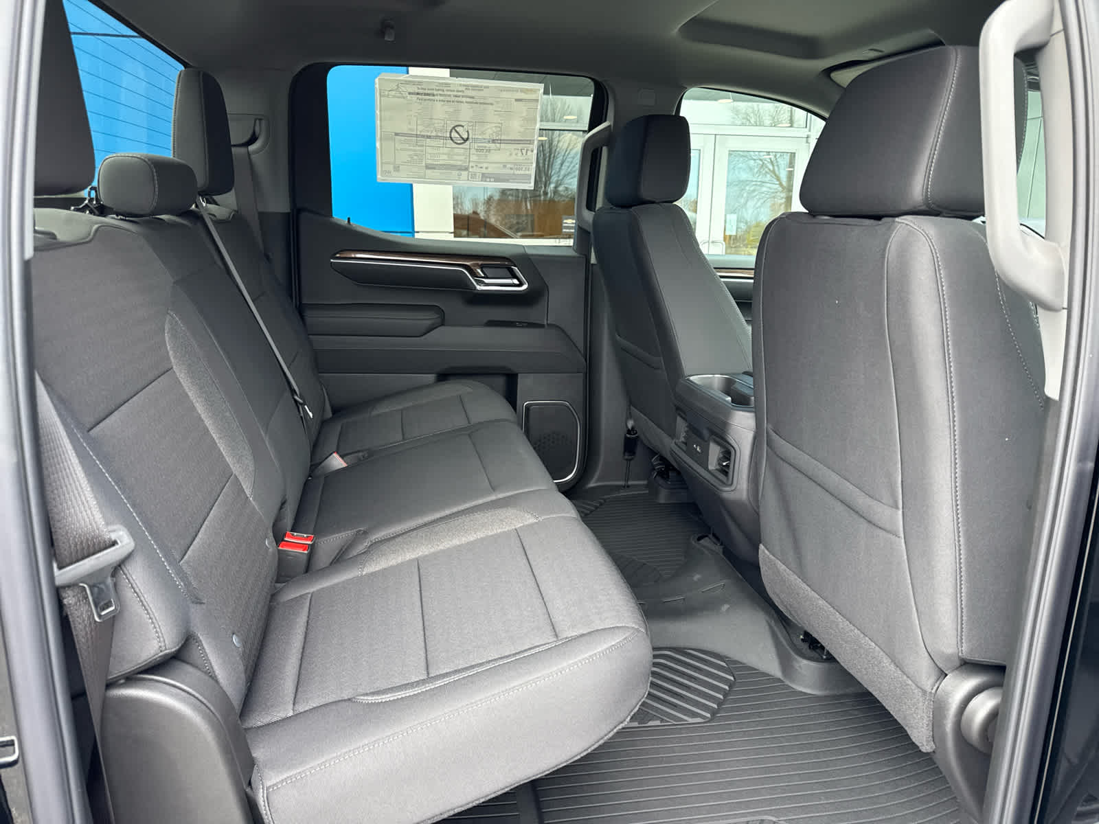 2025 Chevrolet Silverado 1500 LT Trail Boss photo 2
