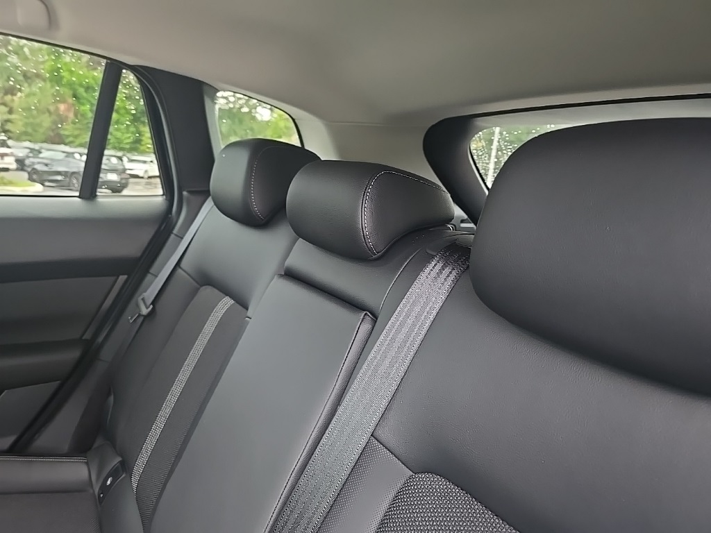 2025 Mazda CX-50 2.5 Select photo 19