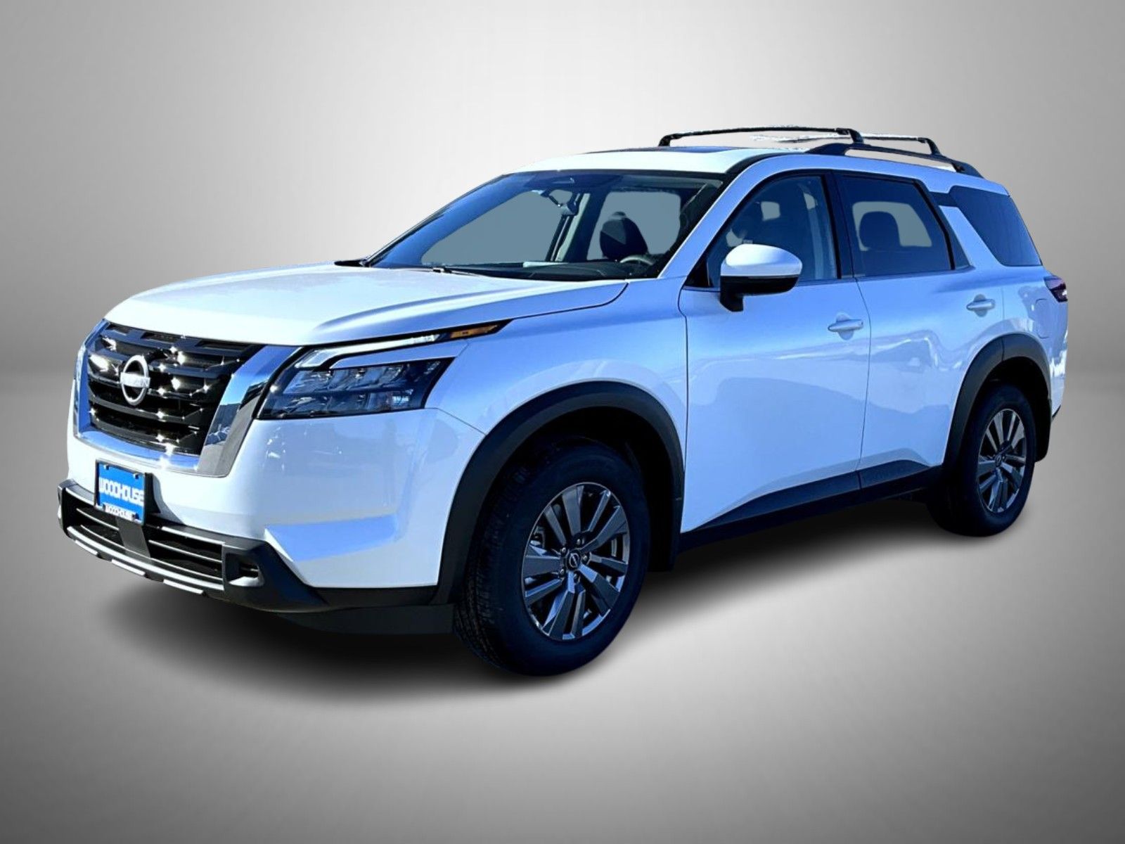 2025 Nissan Pathfinder SV's photo