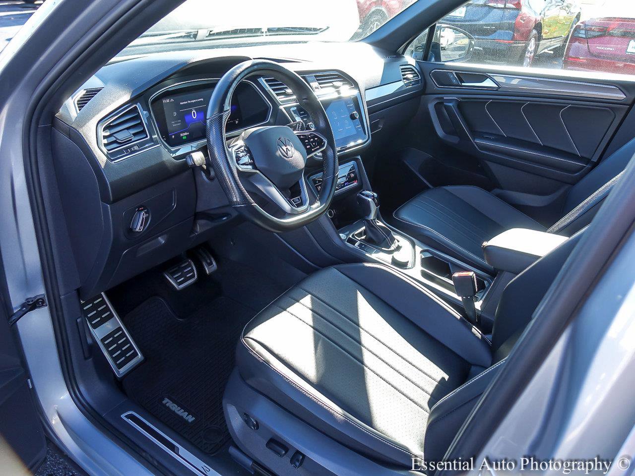 2023 VOLKSWAGEN TIGUAN - Image 8