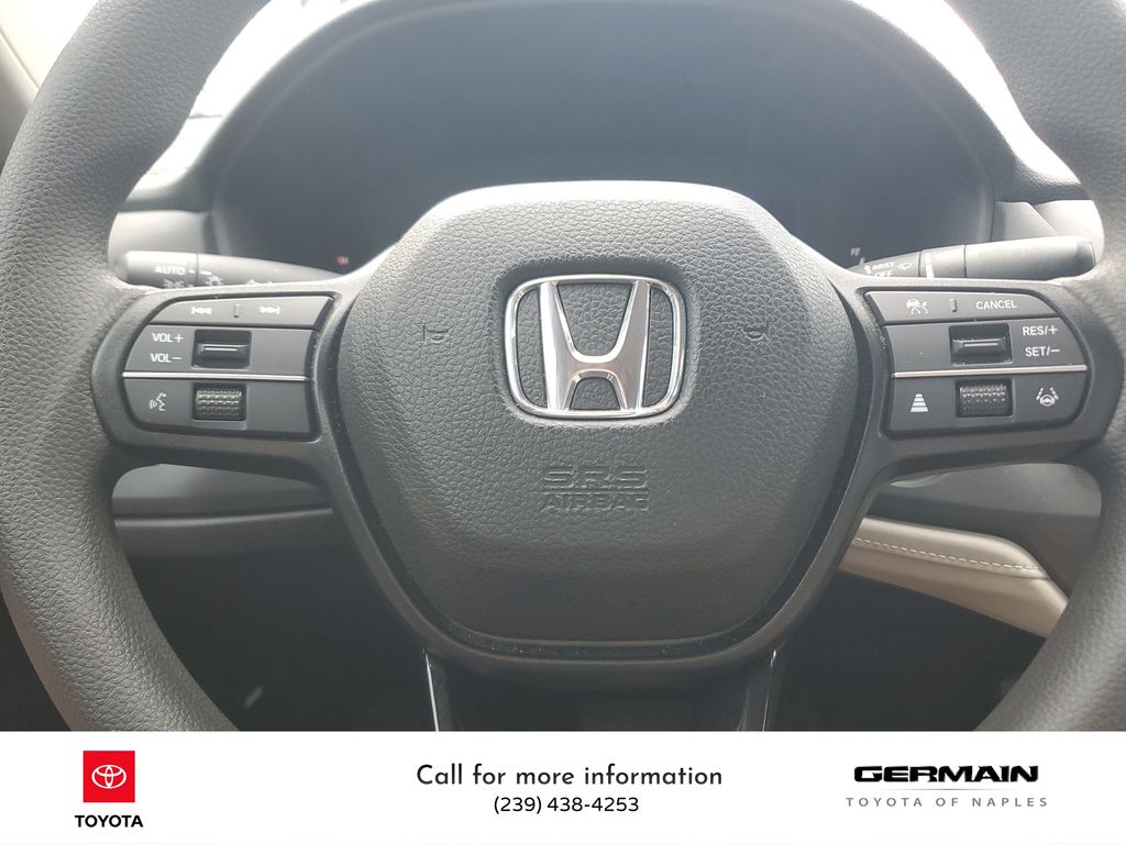 2023 Honda Accord LX photo 18