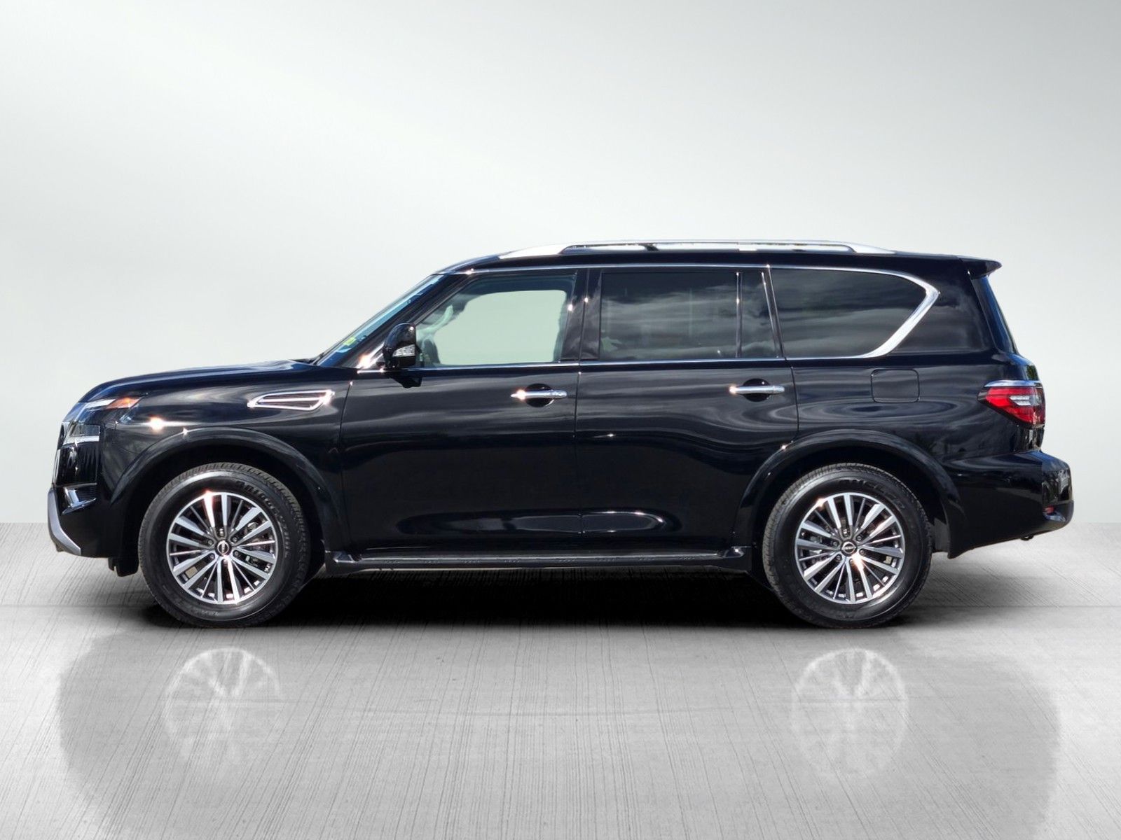 2024 Nissan Armada SL photo 8