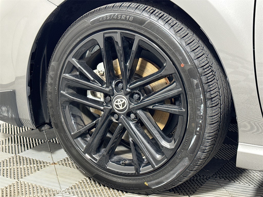 2025 Toyota Camry SE photo 22