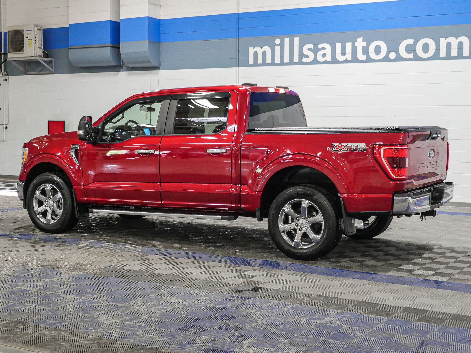 2022 Ford F-150 XLT photo 4