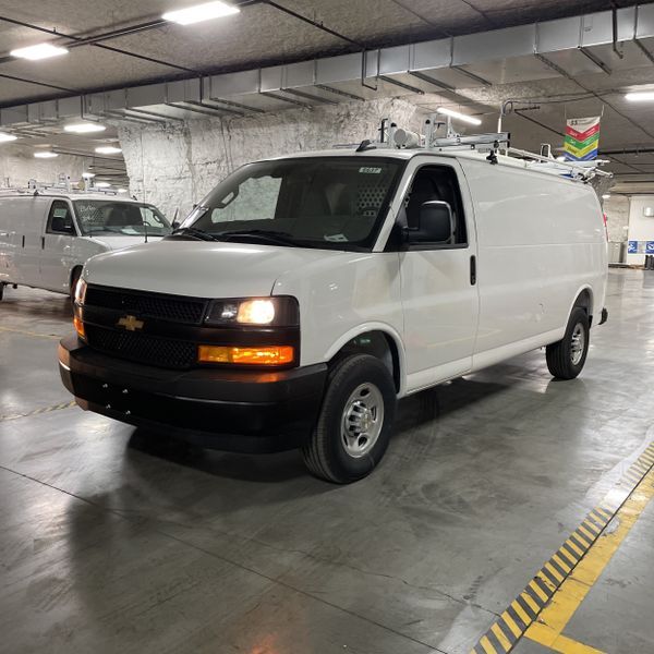 2025 Chevrolet Express Cargo Work Van's photo
