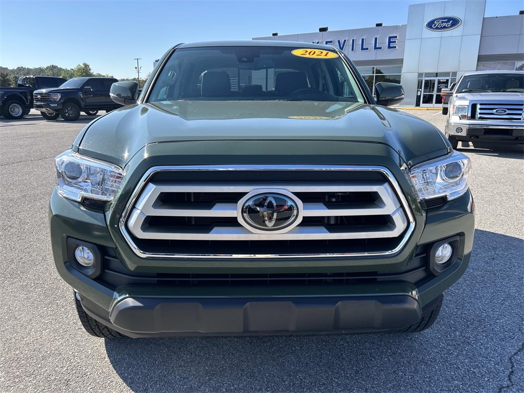 2021 Toyota Tacoma SR5 photo 9