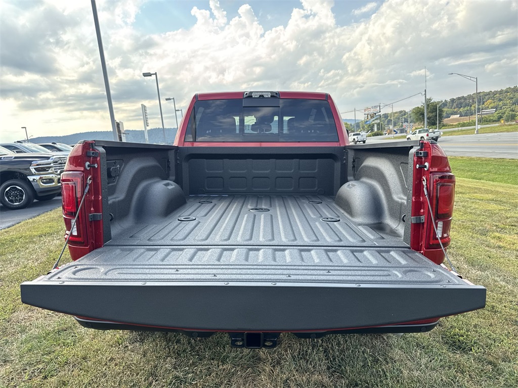 2026 Ram 3500 Laramie photo 27