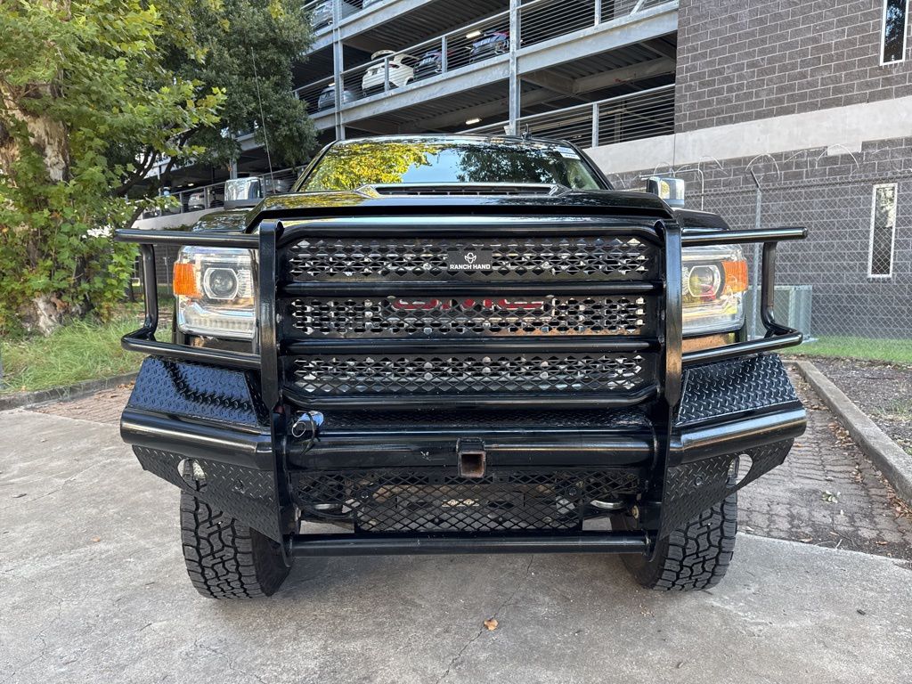 2018 Gmc Sierra Denali photo 2