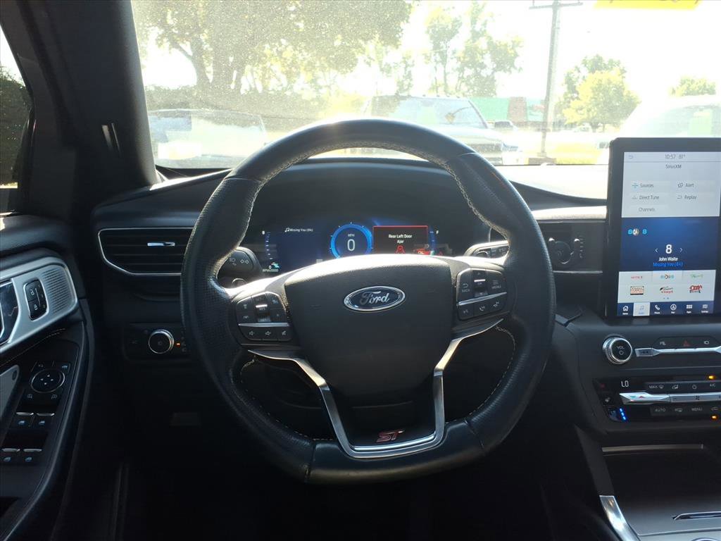 2020 Ford Explorer ST photo 4